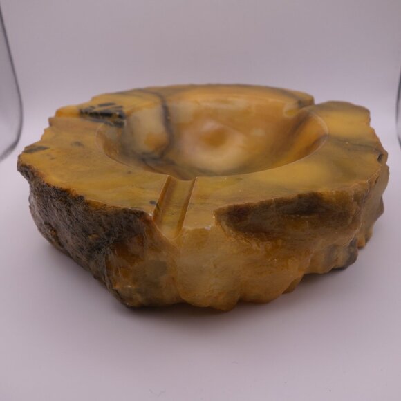 Genuine Alabaster Made in Italy Ash Tray - Picture 4 of 16